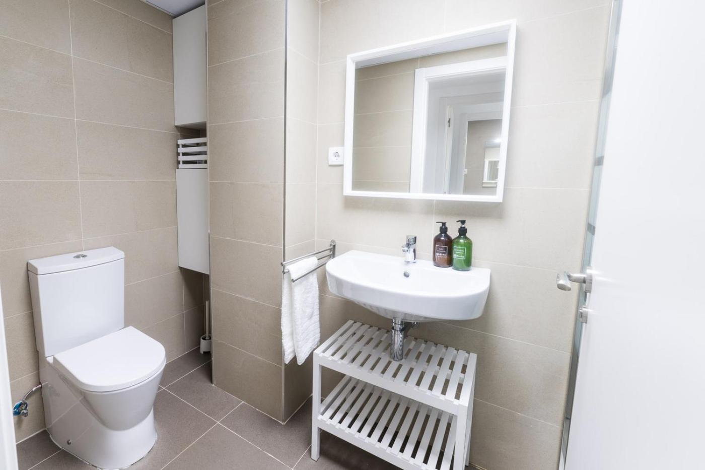 Apto. Con Piscinas Y Gym A 800 Metros De Playa Apartment
